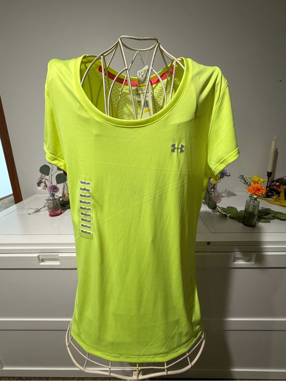 Under Armour Women’s Neon Yellow Short Sleeve Performance Tee